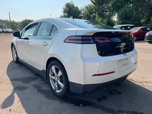 Used 2012 Chevrolet Volt Premium w/ Premium Trim Package FWD image 3