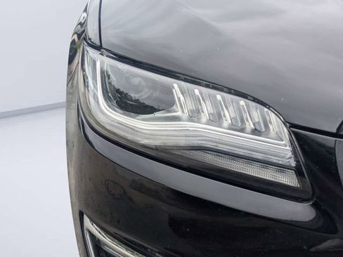 Used 2019 Lincoln MKZ Reserve w/ Reserve Plus Package FWD image 9