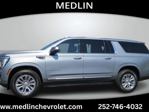 Used 2025 GMC Yukon XL Denali w/ LPO, Floor Liner Package AWD/4WD image 5