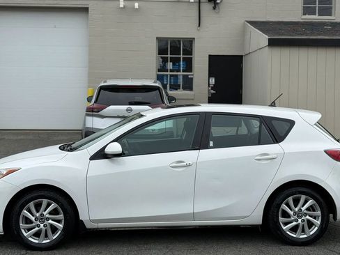 Used 2013 MAZDA MAZDA3 i Touring FWD image 6