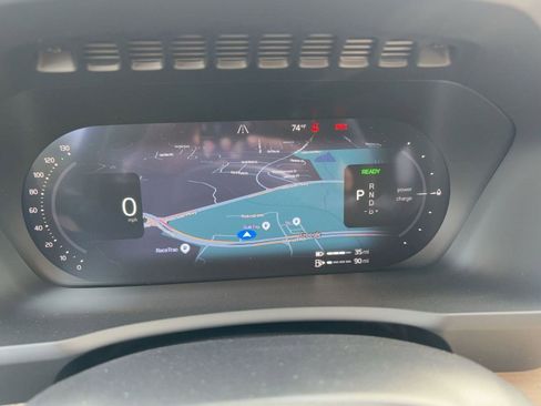 New 2026 Volvo XC90 T8 Plus w/ Protection Package Premier image 20