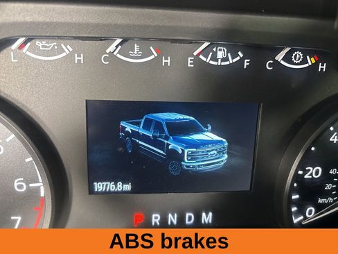 Used 2024 Ford F350 XLT w/ FX4 Off-Road Package AWD/4WD image 13