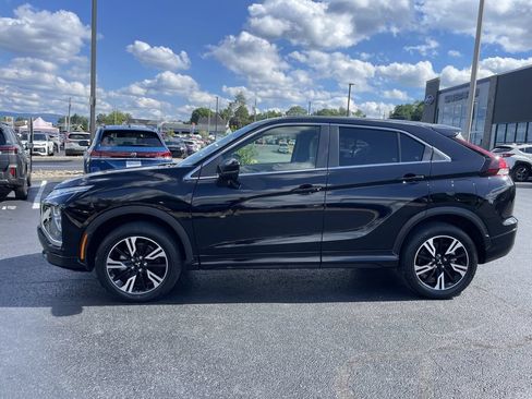 Used 2023 Mitsubishi Eclipse Cross AWD image 3