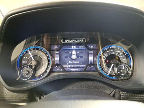 Used 2019 RAM 1500 Limited image 16