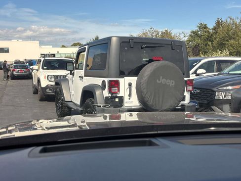 Used 2024 Hyundai Palisade Limited image 32