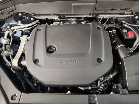 New 2026 Volvo XC90 B6 Plus w/ Protection Package Premier image 33