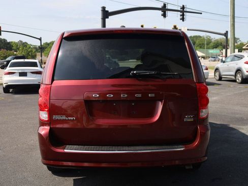 Used 2019 Dodge Grand Caravan GT FWD image 4