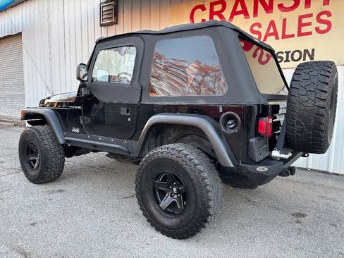 Used 1998 Jeep Wrangler SE AWD/4WD image 4