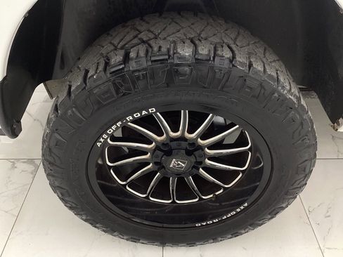 Used 2020 RAM 1500 Classic SLT image 45