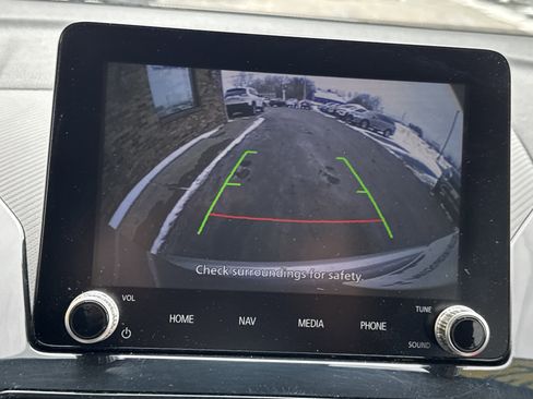 Used 2022 Mitsubishi Eclipse Cross SE image 21