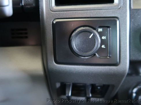 Used 2021 Ford F250 XL w/ Power Equipment Group AWD/4WD image 33