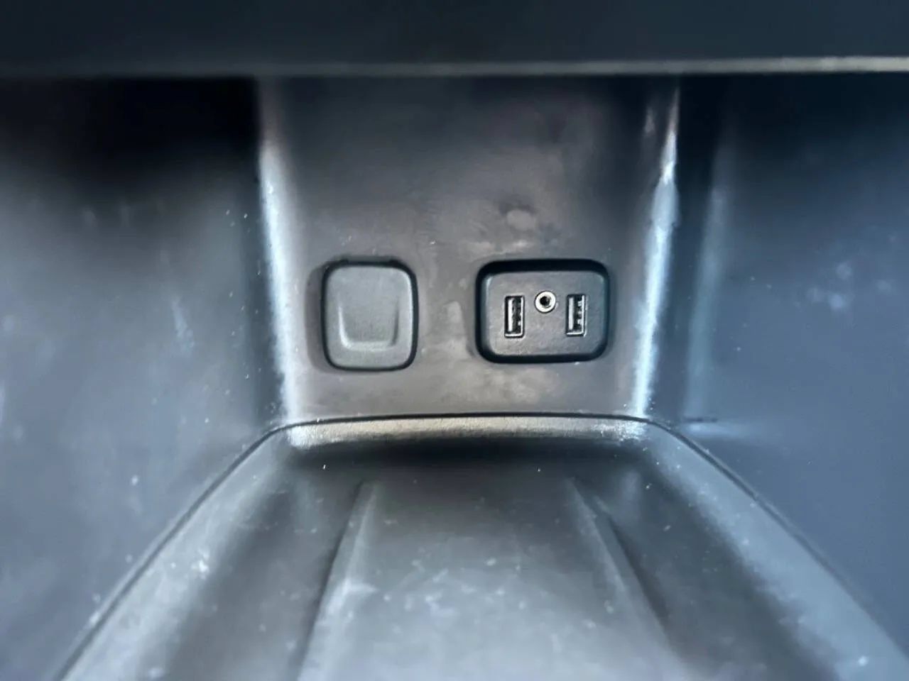 Used 2019 GMC Acadia SLT FWD image 25