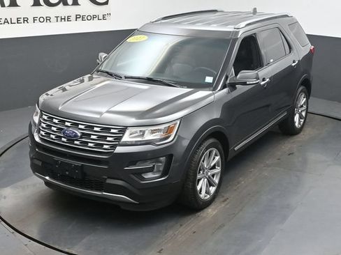 Used 2017 Ford Explorer Limited AWD/4WD image 45