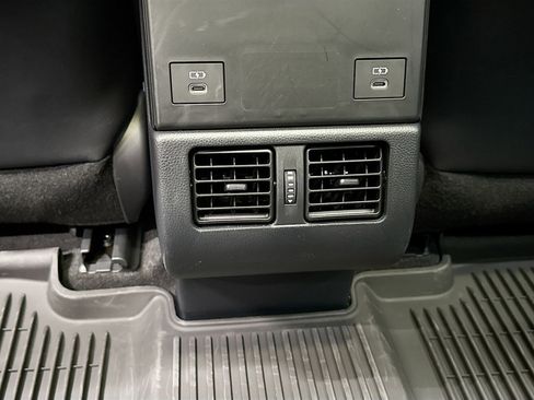 Used 2024 Toyota bZ4X XLE image 27