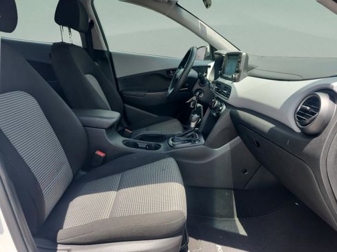 Used 2018 Hyundai Kona SE AWD/4WD image 18