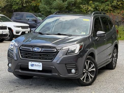 Used 2023 Subaru Forester Limited AWD/4WD image 1