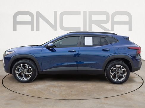 Used 2024 Chevrolet Trax LT w/ Driver Confidence Package FWD image 7