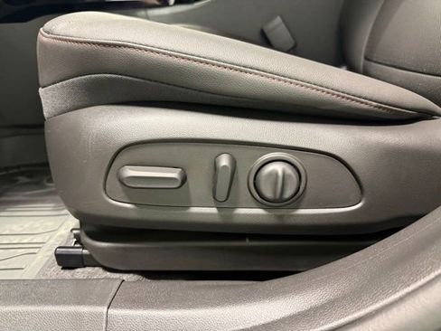 New 2026 Chevrolet Trax RS image 13