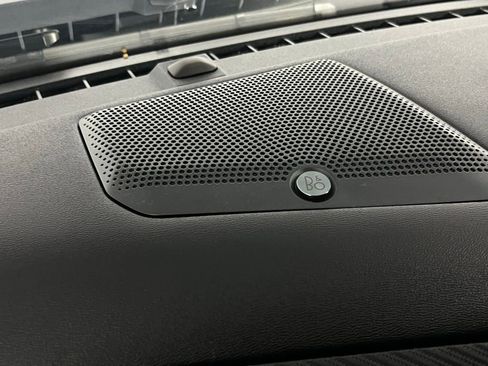 Used 2024 Ford Mustang GT Premium image 15