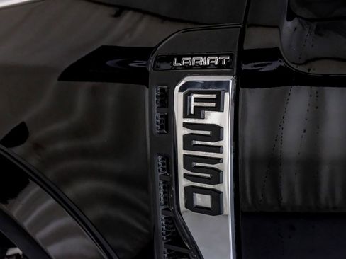 Used 2024 Ford F250 Lariat image 45