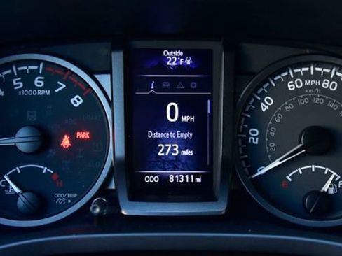 Used 2022 Toyota Tacoma TRD Sport image 26