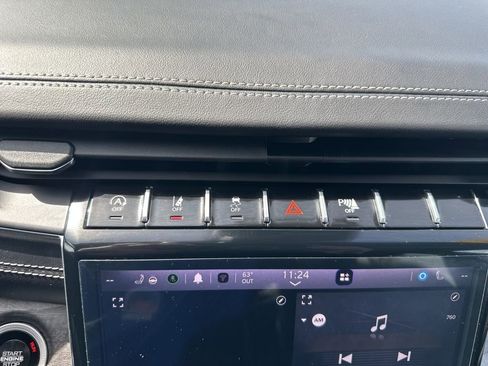 Used 2024 Jeep Grand Cherokee L Overland w/ Advanced Protech Group III image 3