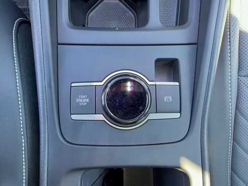 Used 2026 Volkswagen Tiguan SE AWD/4WD image 20