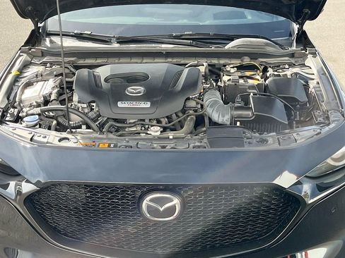 Used 2024 MAZDA MAZDA3 Hatchback w/Premium Plus Pkg image 31
