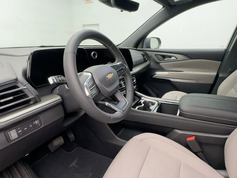 New 2026 Chevrolet Traverse LT image 4