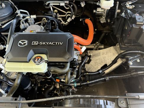 Used 2022 MAZDA MX-30 Electric w/ Premium Plus Pkg FWD image 37
