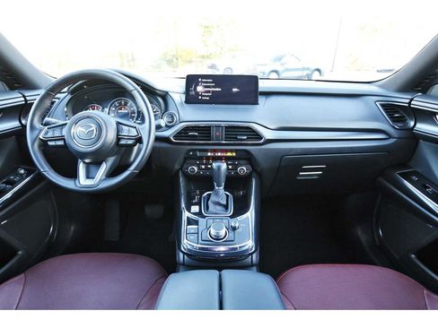 Used 2023 MAZDA CX-9 Carbon Edition image 7