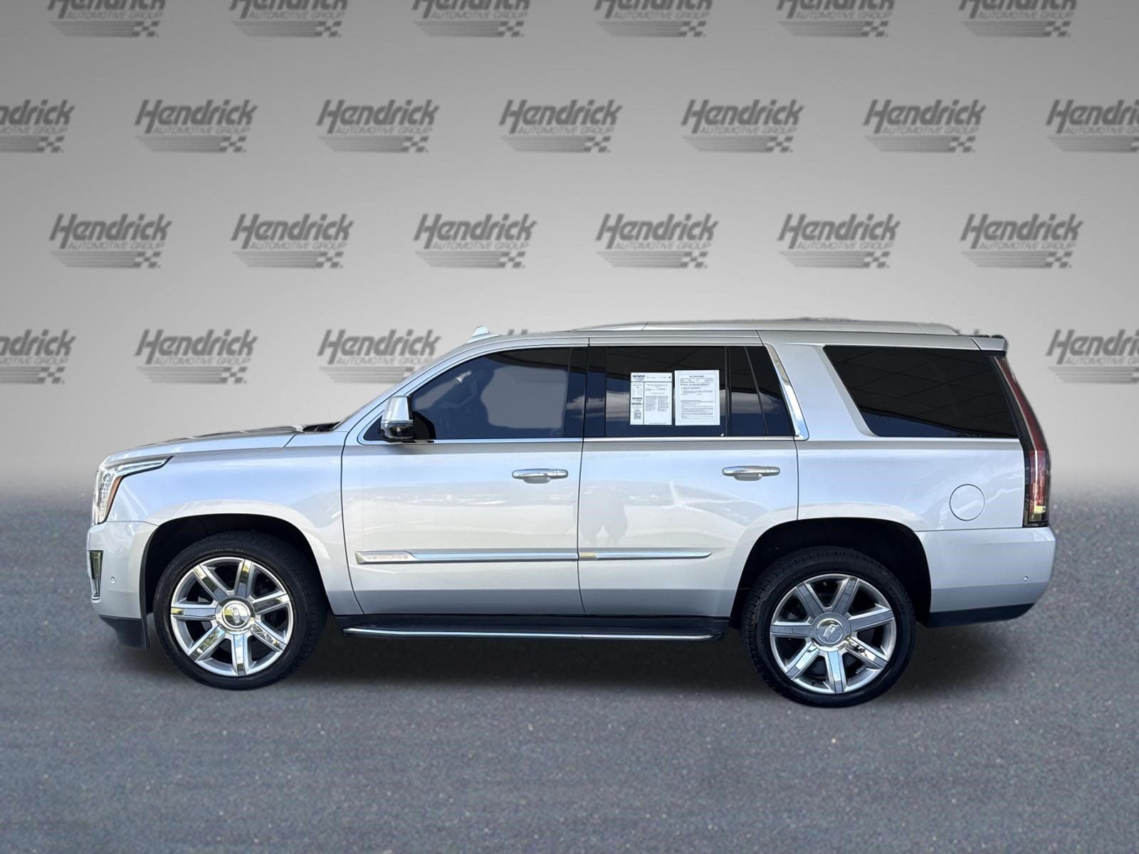 Used 2020 Cadillac Escalade Luxury AWD/4WD image 8
