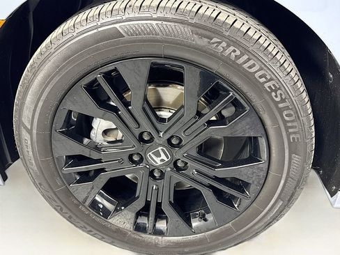 Used 2025 Honda Odyssey Sport-L image 44