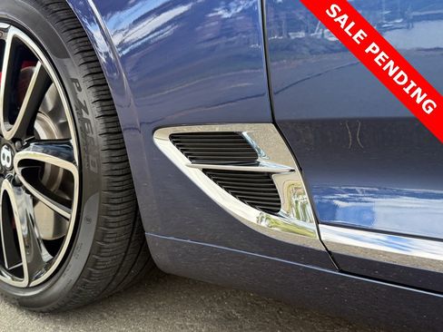 Used 2023 Bentley Continental GT Azure image 25