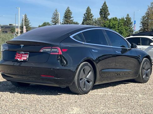 Used 2018 Tesla Model 3 Long Range RWD image 3