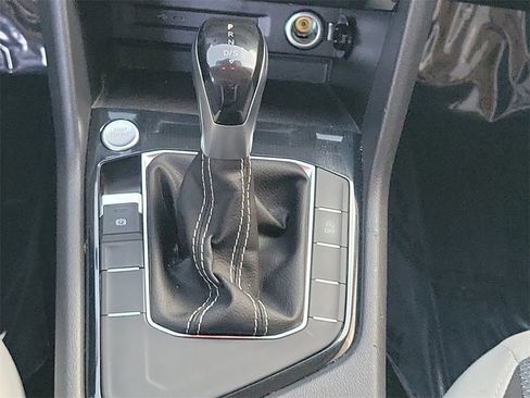 Used 2025 Volkswagen Taos S image 19