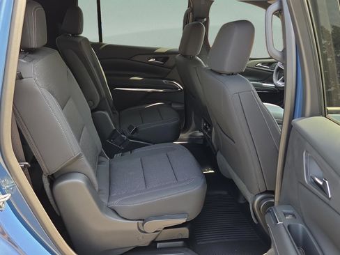 New 2026 Chevrolet Traverse LT w/ Driver Confidence Package FWD image 14