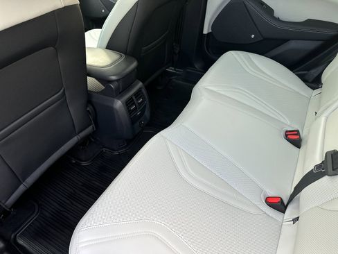 Used 2022 Ford Mustang Mach-E Premium image 12