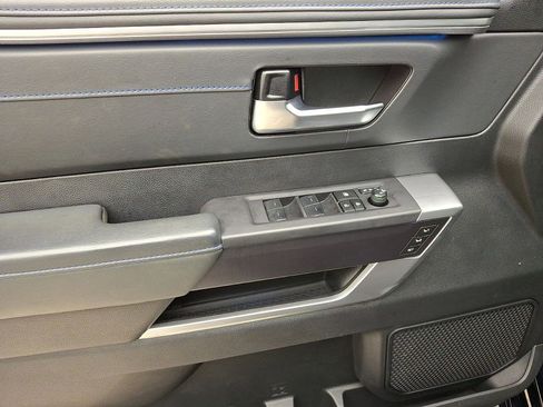 Used 2023 Toyota Tundra Platinum image 10