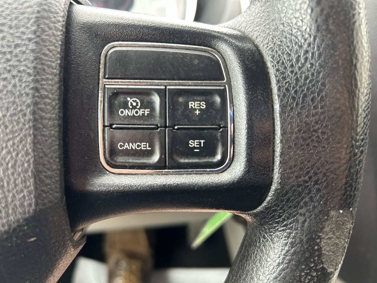 Used 2014 Dodge Grand Caravan SXT FWD image 17