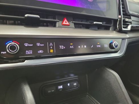 Used 2023 Kia Sportage EX FWD image 28