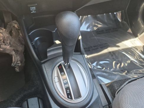Used 2011 Honda Fit image 18