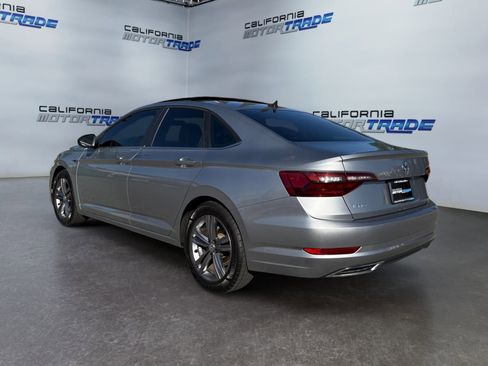 Used 2020 Volkswagen Jetta R-Line image 7