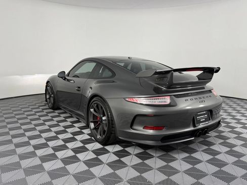 Used 2015 Porsche 911 GT3 RWD image 3
