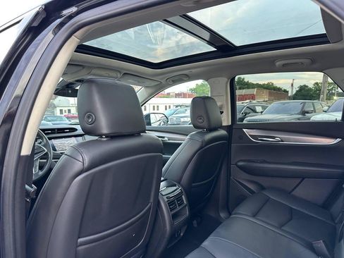 Used 2019 Cadillac XT5 Premium Luxury AWD/4WD image 22