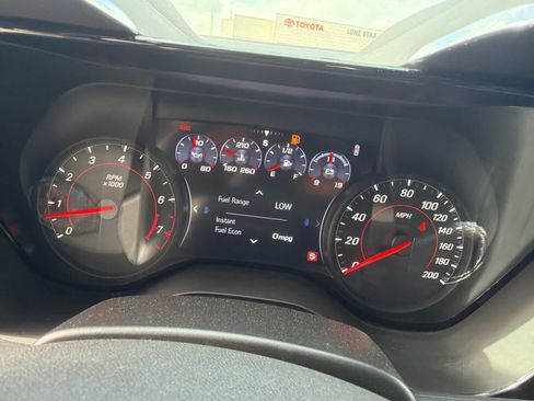 Used 2021 Chevrolet Camaro SS RWD image 6
