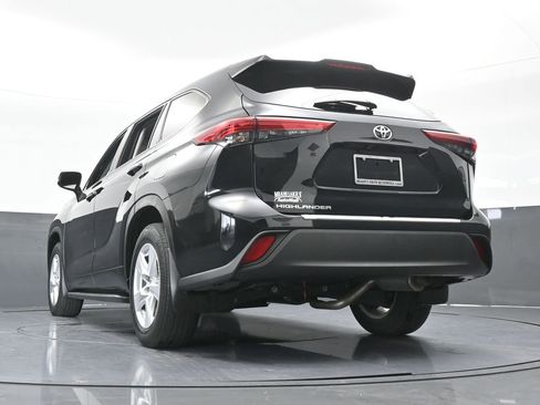Used 2023 Toyota Highlander L image 53