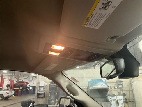 Used 2013 RAM 1500 Big Horn image 17