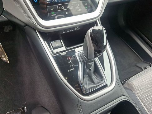 Certified 2025 Subaru Outback Premium image 13