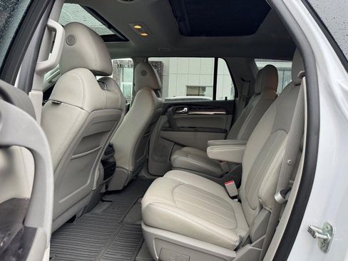 Used 2016 Buick Enclave Leather w/ Trailering Package image 10